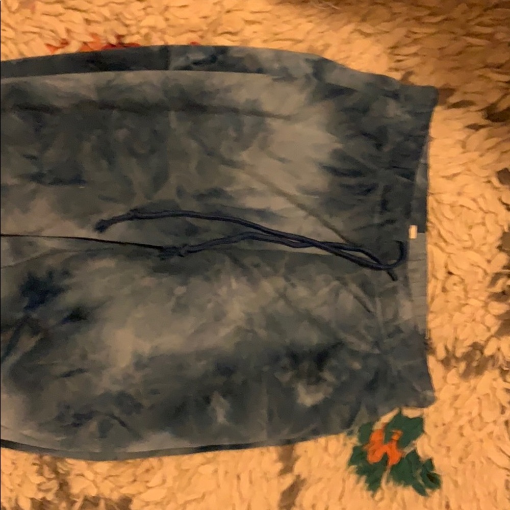 Sweatpants - Picture 2 of 3